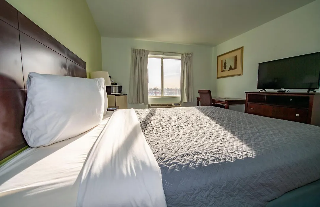 Rodeway Inn Central Colorado Springs-1