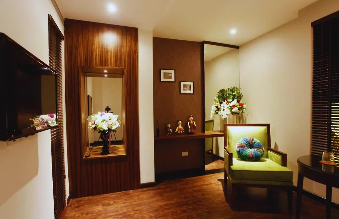Hotel Emerald Waters Classy-1