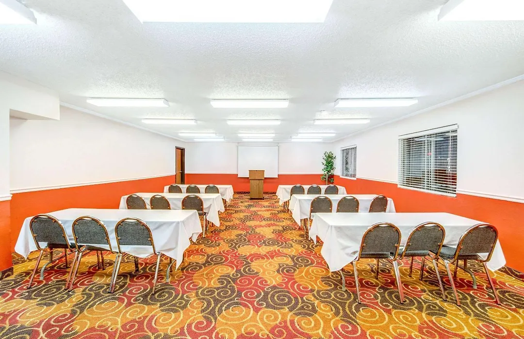 Super 8 By Wyndham Mckinney/Plano Area-1