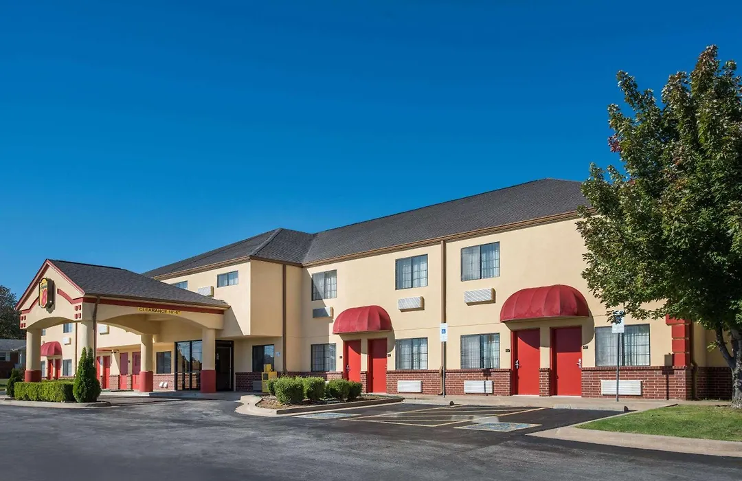 Super 8 By Wyndham Claremore Ok-1