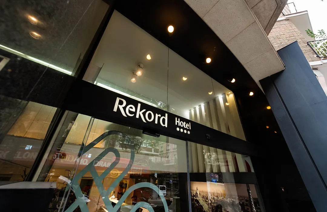 Atenea Rekord Suites Barcelona-1
