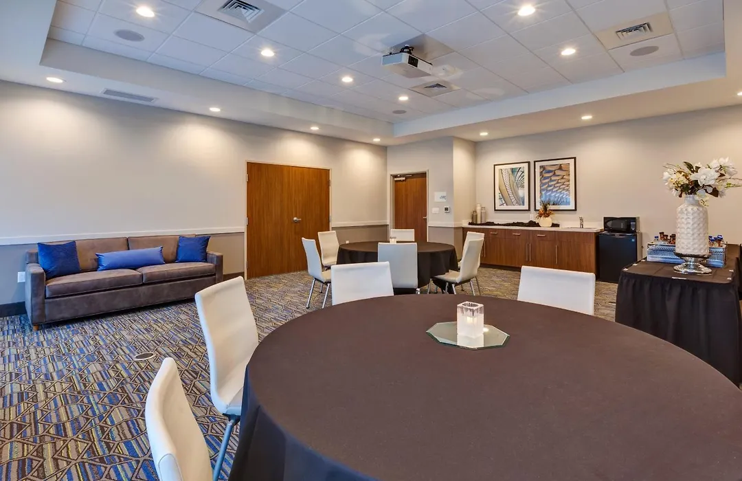 Holiday Inn Express- Eau Claire West I-94 By Ihg-1