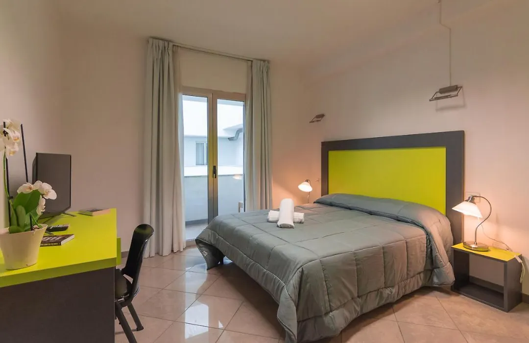 Delta Rooms-1