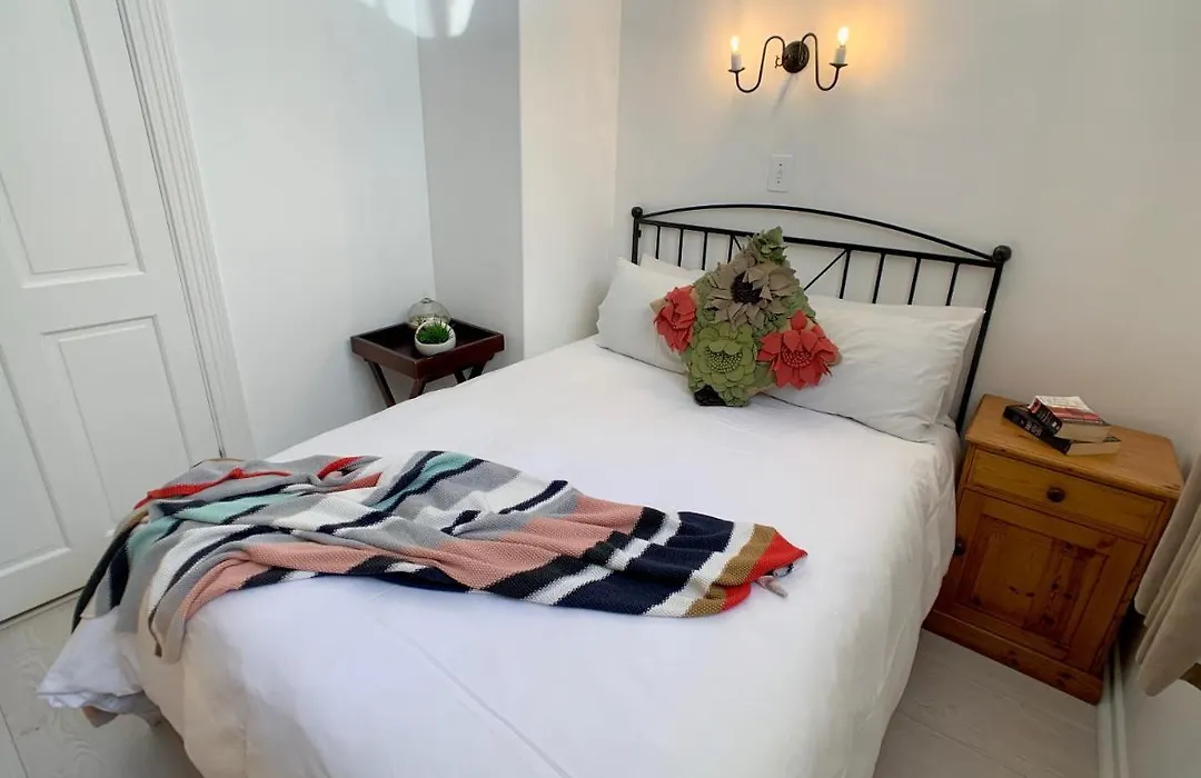 Dale Court Guest House-1