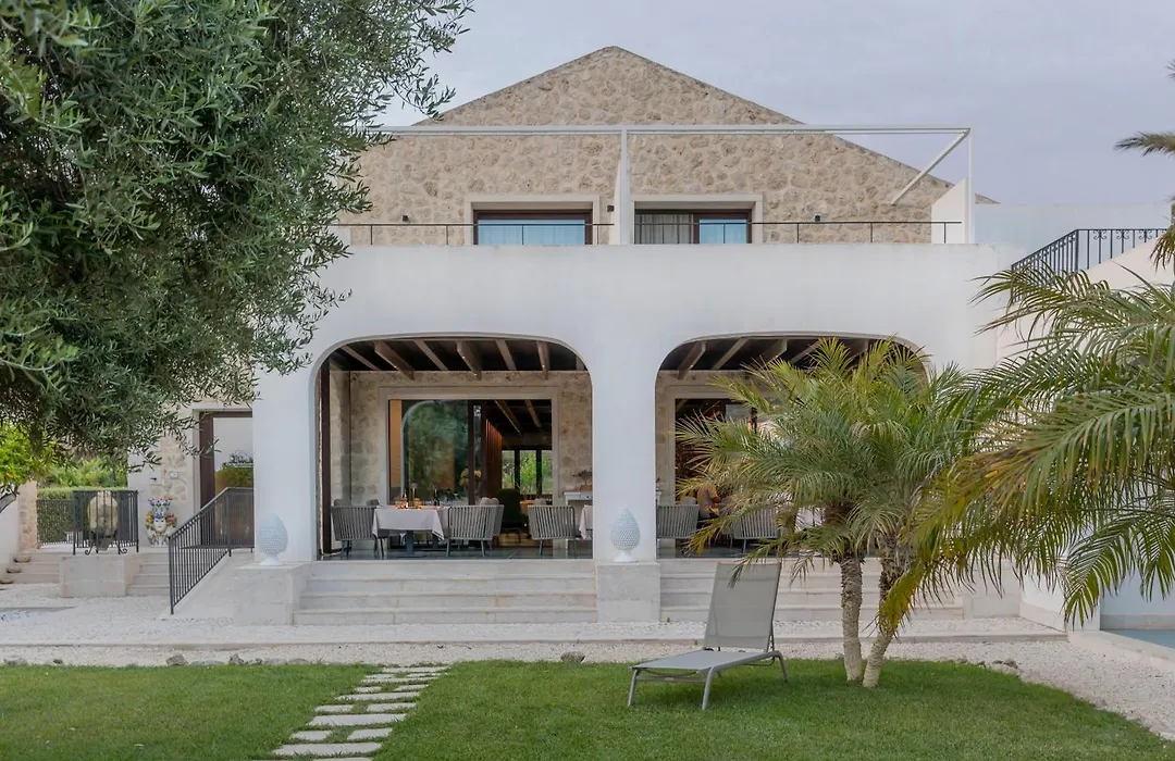 Borgo Giallonardo Wine Relais-1
