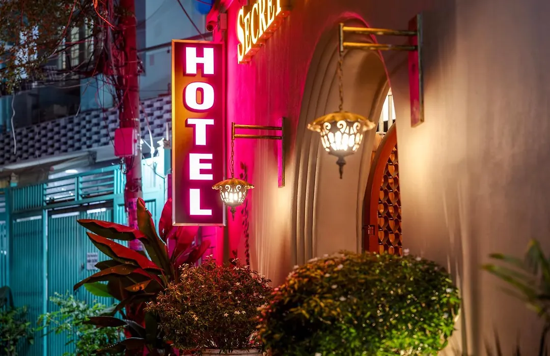 Hotel-1