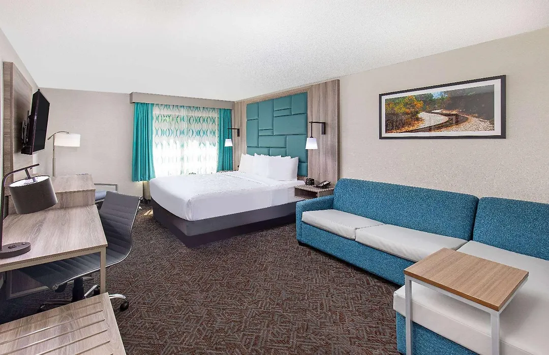 La Quinta Inn By Wyndham Pigeon Forge-Dollywood-1