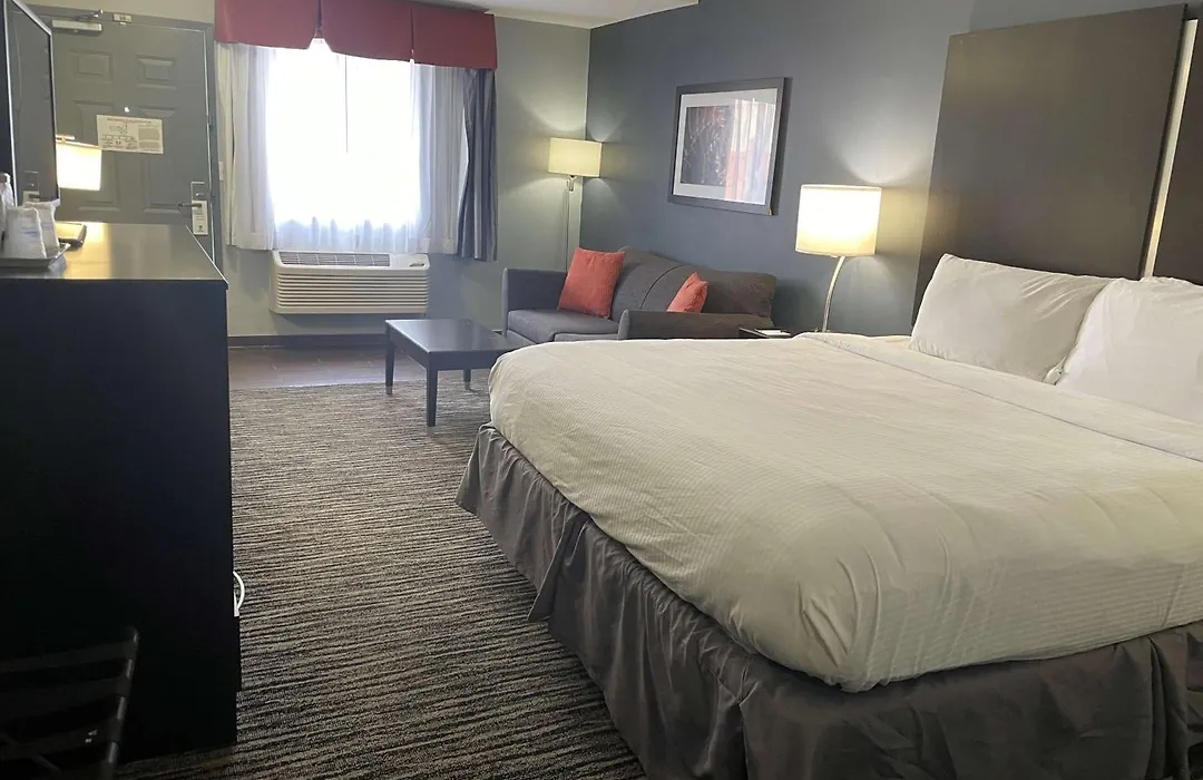 Best Western University Inn At Valparaiso-1