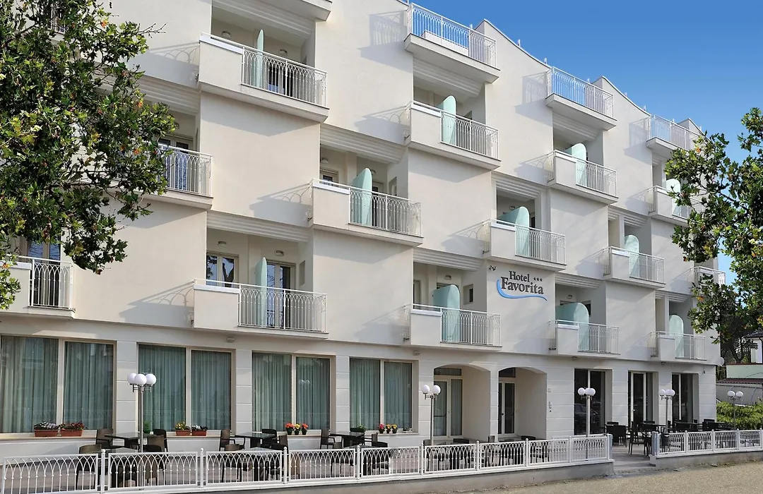 Hotel Favorita-1