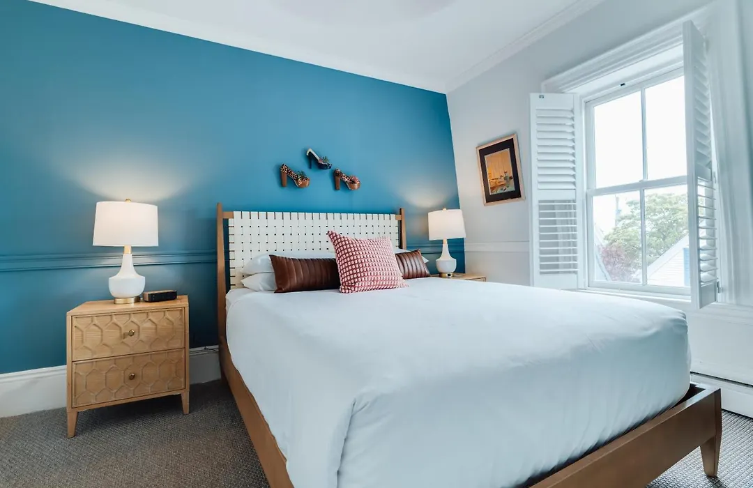 Ellery Hotel Provincetown-1