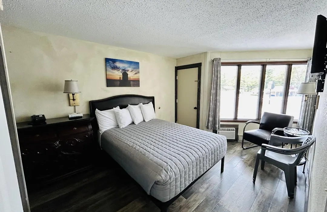 Silver Sands Hotel & Resort-1
