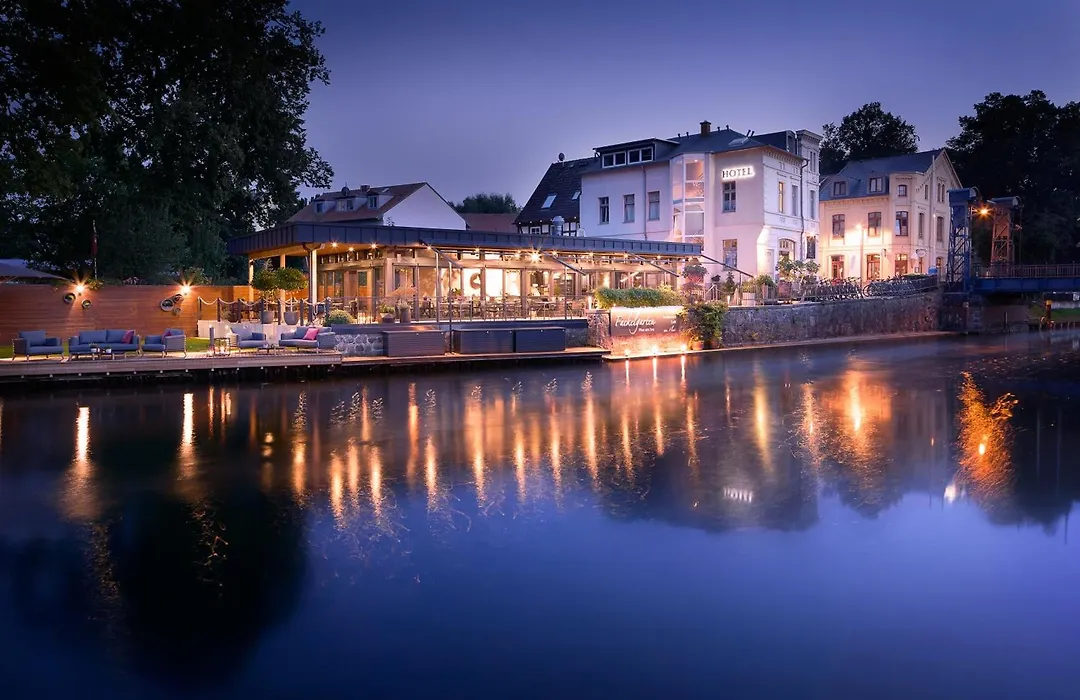 Hotel&Restaurant Fackelgarten Plau am See-1