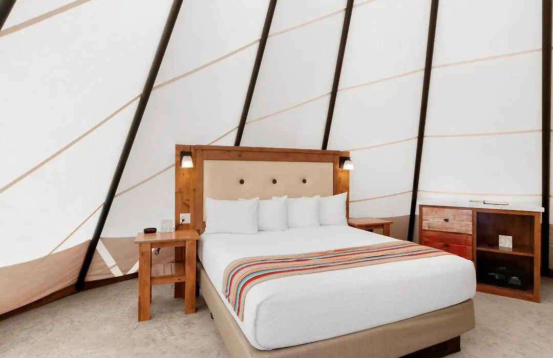 Bluff Dwellings Resort-1