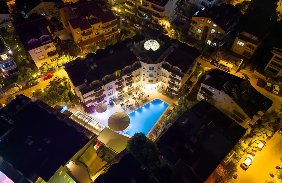 Club Karakas Apart Otel-1