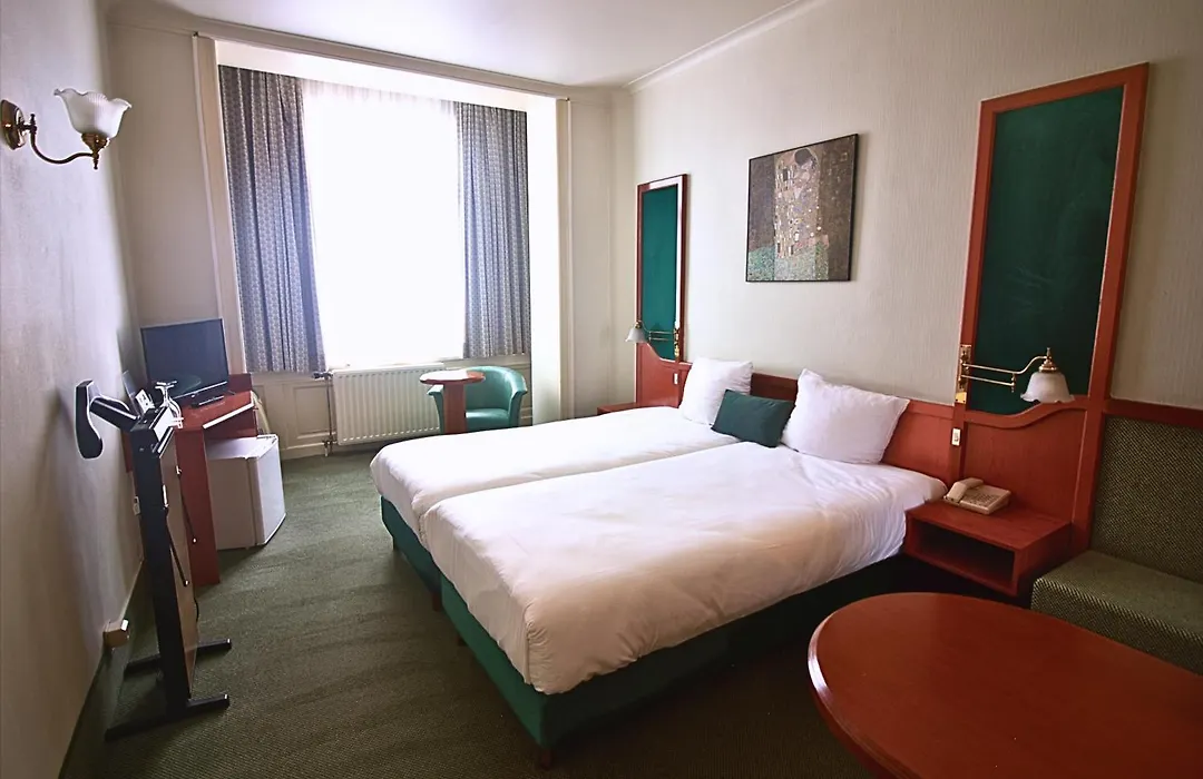 Hotel Le Dome-1