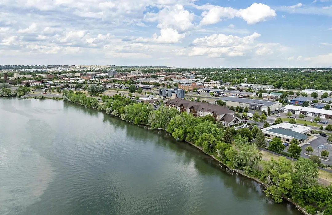 Best Western Plus Riverfront Hotel And Suites-1