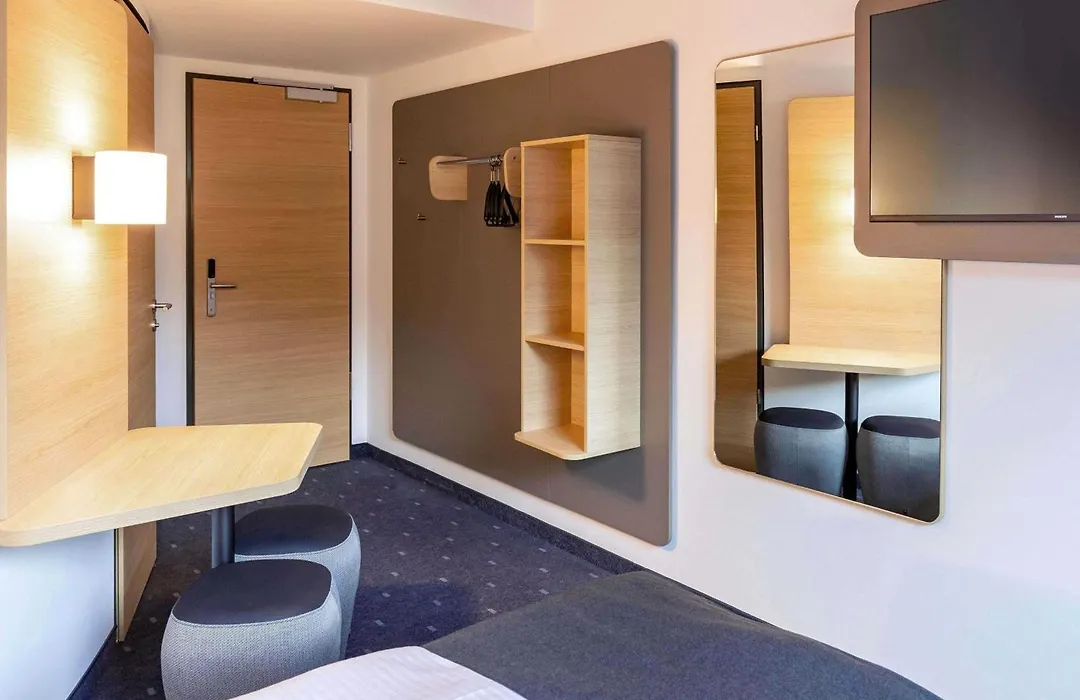 ibis Styles Bochum Hauptbahnhof-1