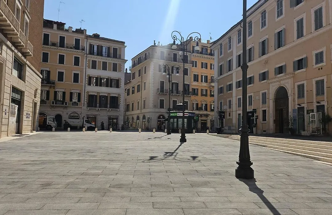 Boutique Suites Della Croce-1