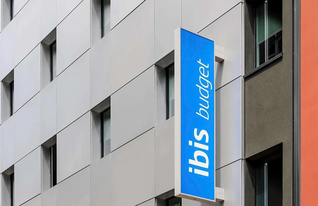 Ibis Budget Lugano Paradiso-1