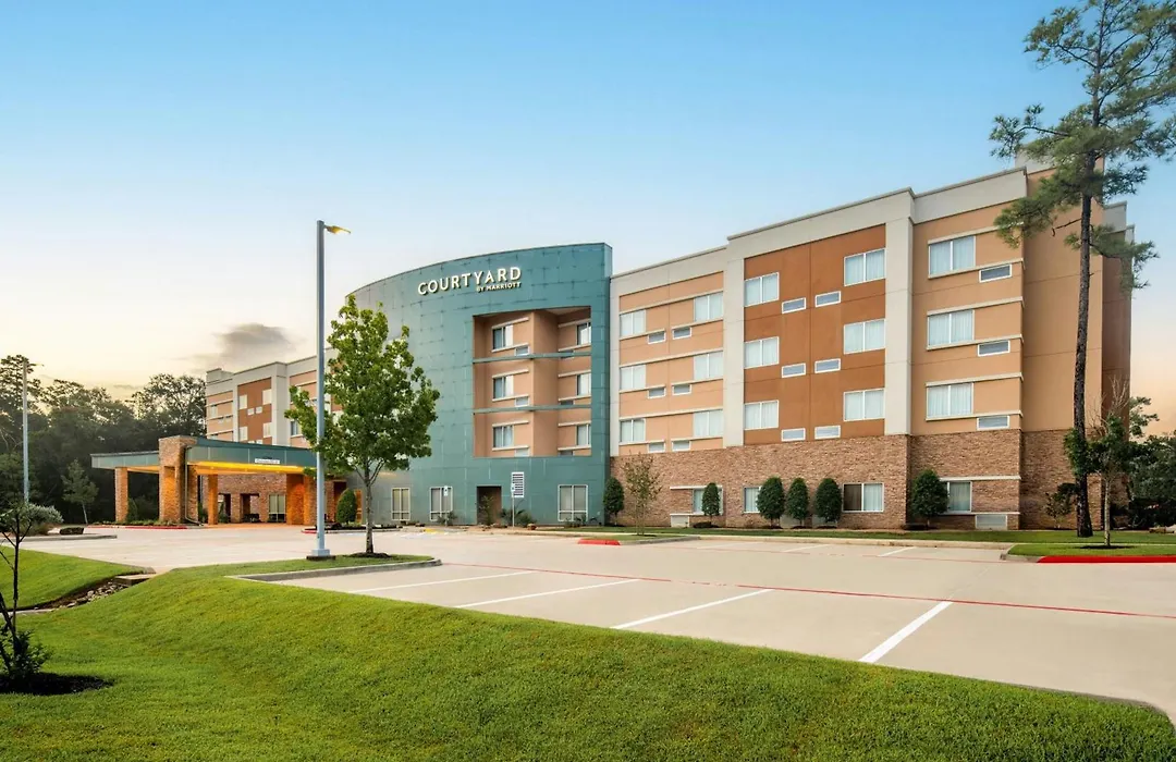 Courtyard By Marriott Houston City Place-1