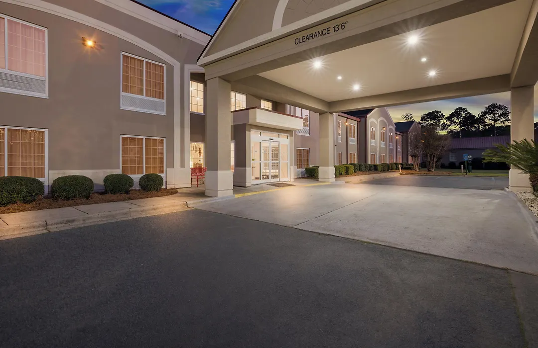 Red Roof Inn & Suites Albany, Ga-1
