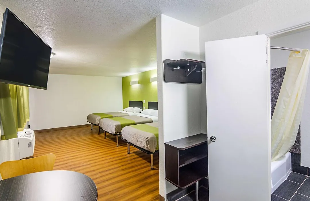 Motel 6-Childress, Tx-1