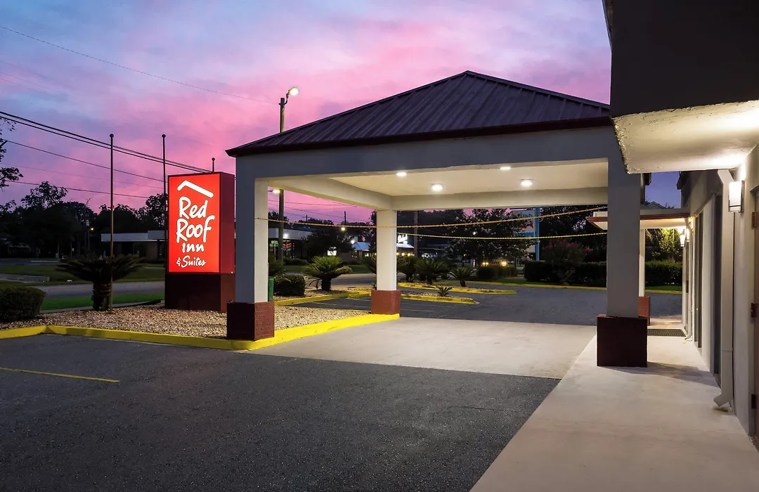 Red Roof Inn & Suites Statesboro - University-1