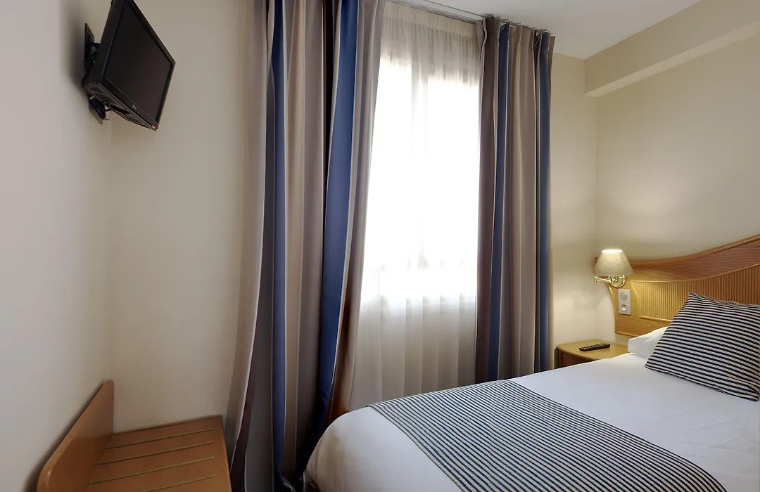 Hotel Esprit D'Azur-1