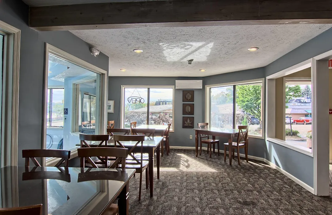 Pointes North Inn-1