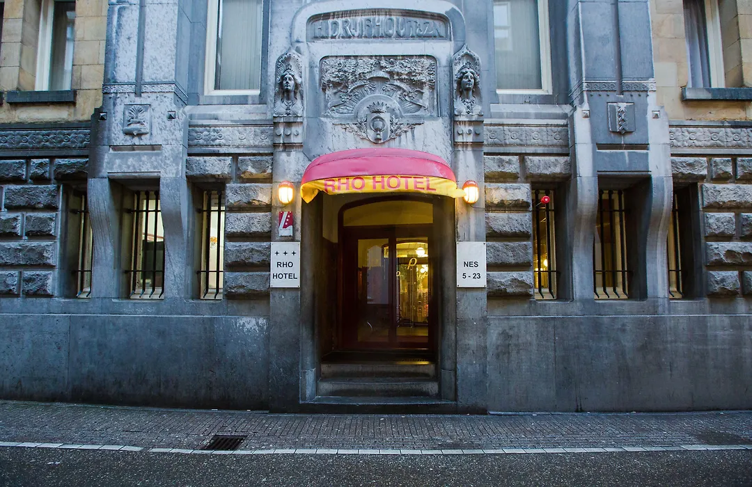 Rho Hotel-1