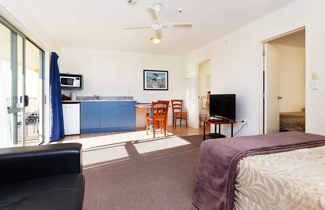 Elliotts Kapiti Coast Motor Lodge-1