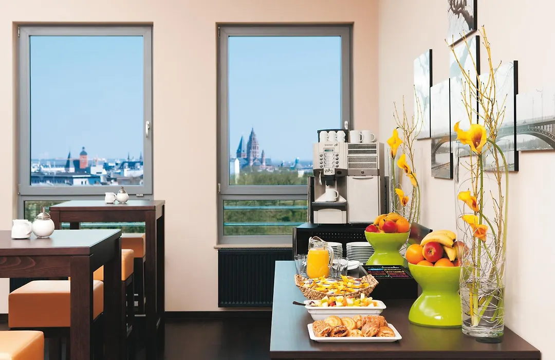 Intercityhotel Mainz-1