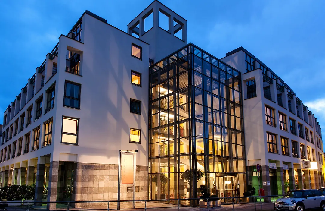Clipper Boardinghouse - Hamburg-Michel-1