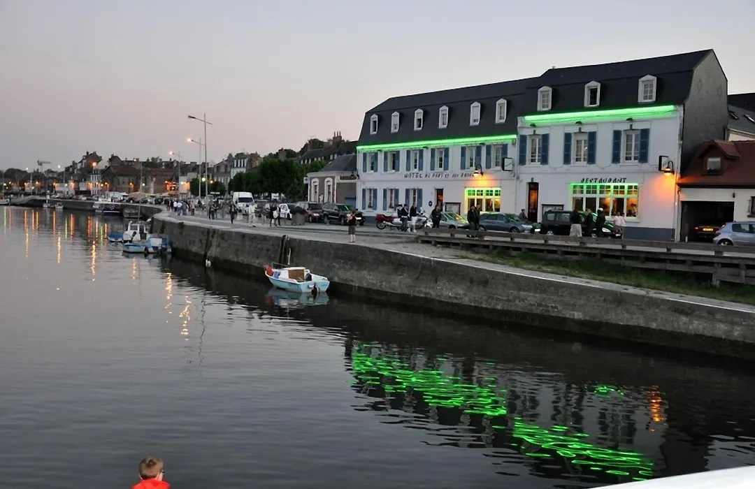 Hotel du Port et des Bains-1
