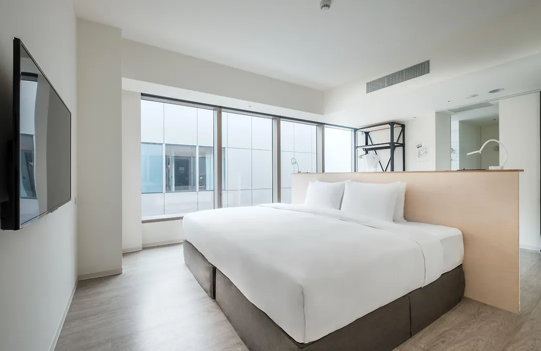 Amba Taipei Songshan-1