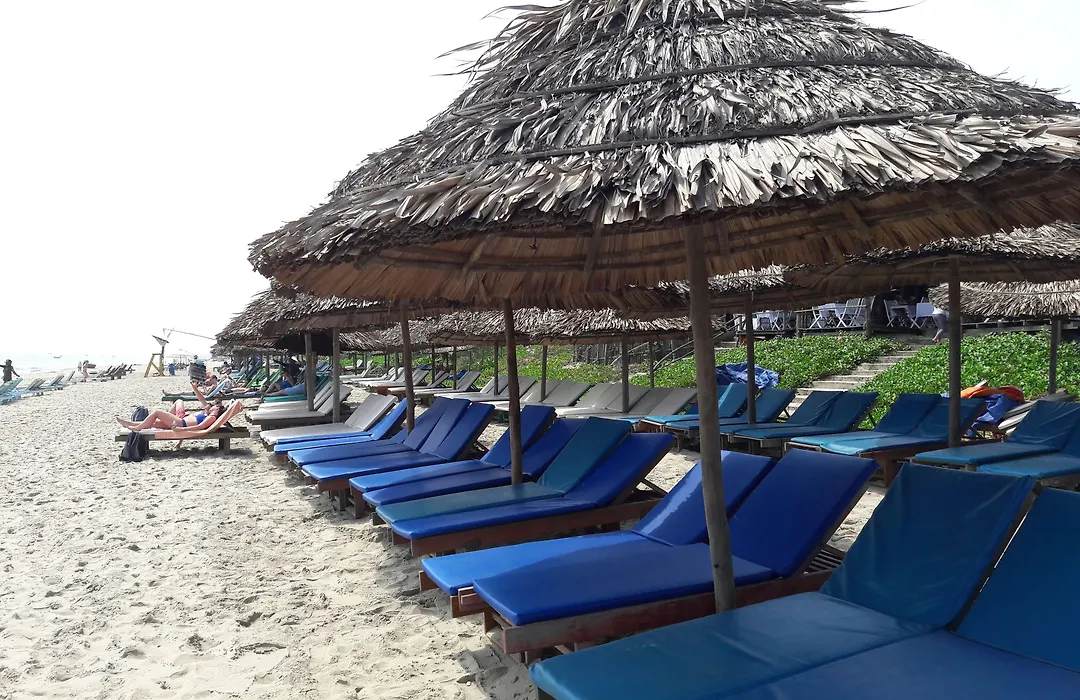 Life Beach Villa-1