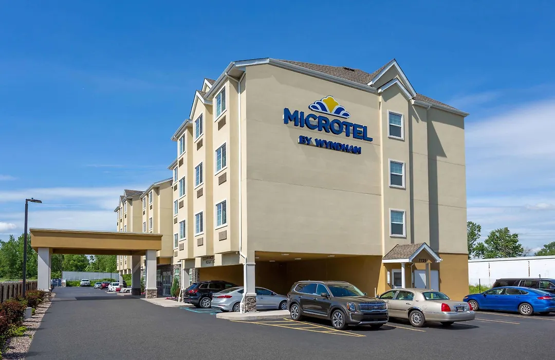 Microtel Inn & Suites By Wyndham Niagara Falls-1