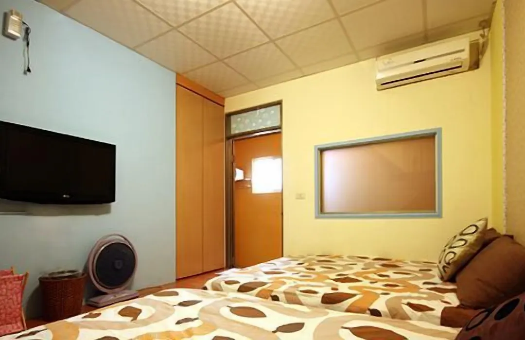 16 Alley Hostel-1