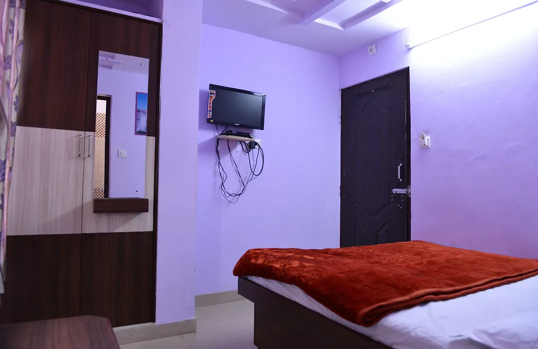 Hotel Mohit Palace-1