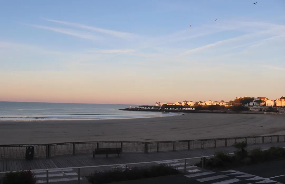 Hôtel The Originals Miramar, Royan Pontaillac-1