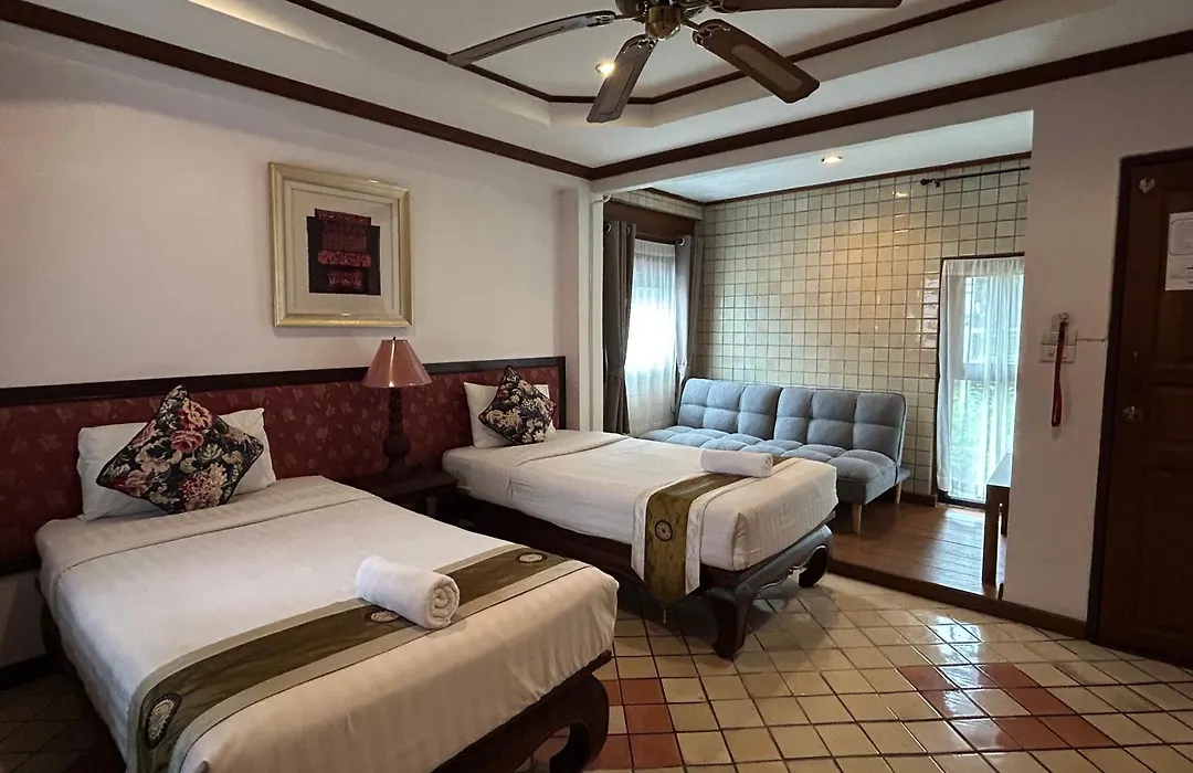 Pha Thai House-1