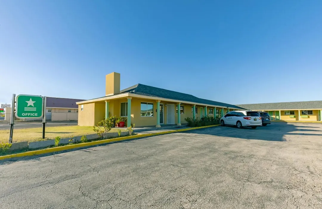Executive Inn Fort Stockton-1