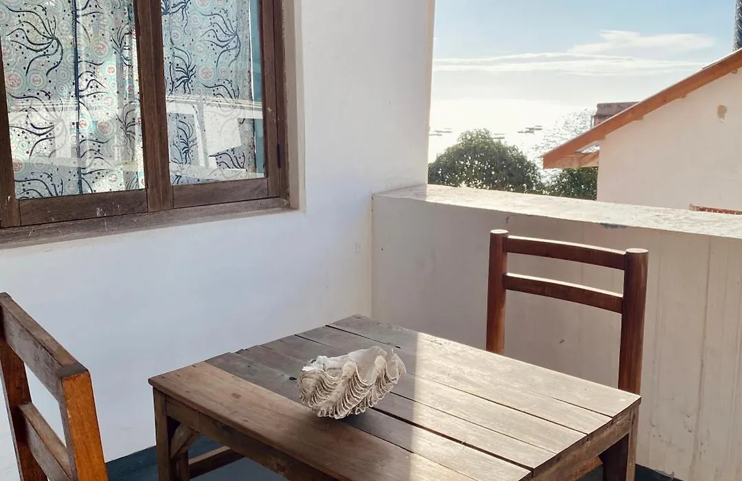 Balcony House-1