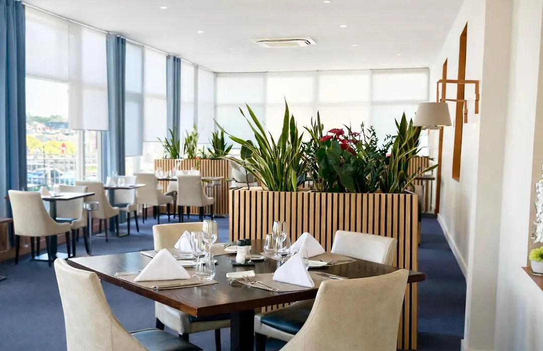 Logis Au Grand Hotel et son restaurant-1