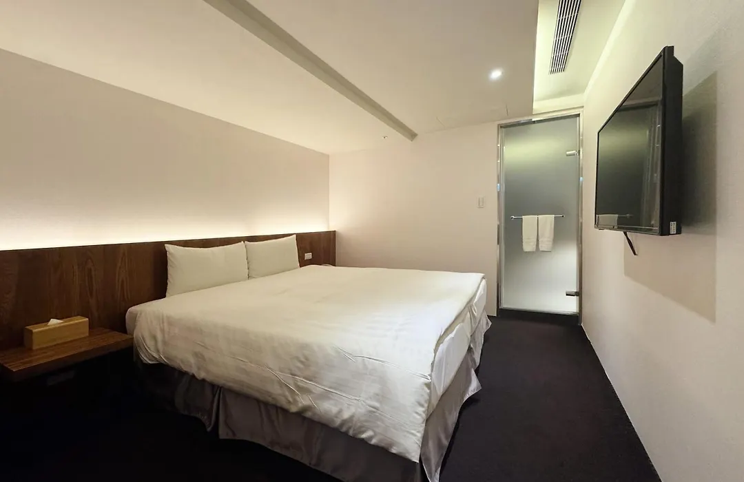 Goodmore Hotel-1