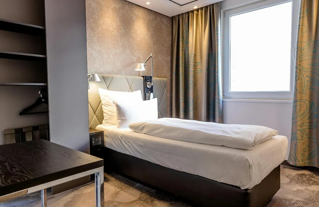 Motel One Muenchen-Sendlinger Tor-1