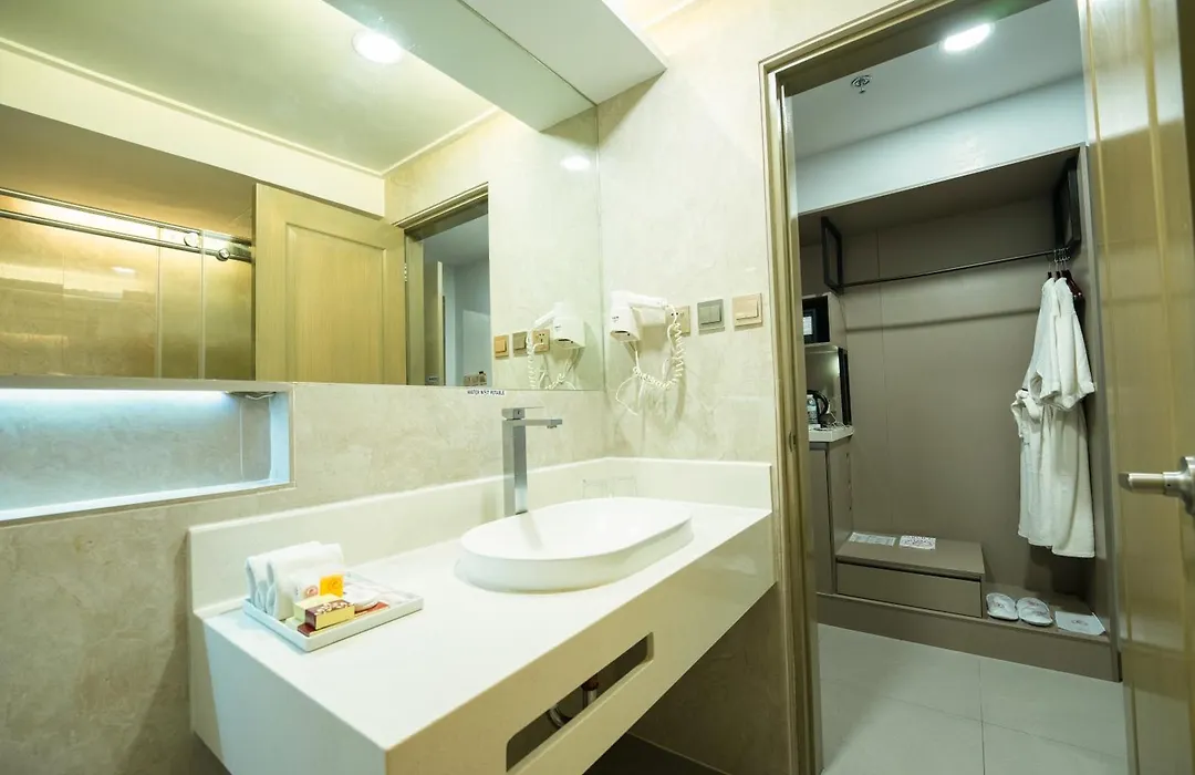 L'Fisher Hotel Bacolod-1