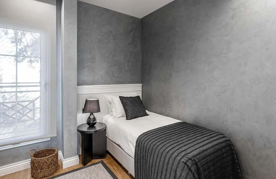 Ena Boutique Hotel & Residences-1