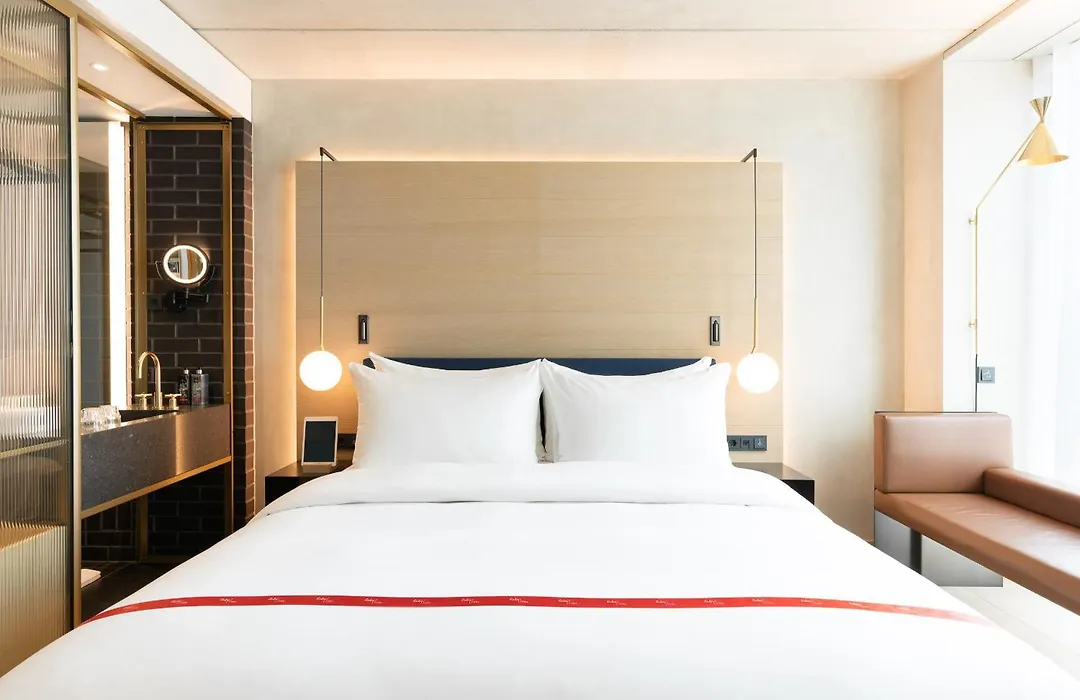 Ruby Emma Hotel Amsterdam By Ihg-1