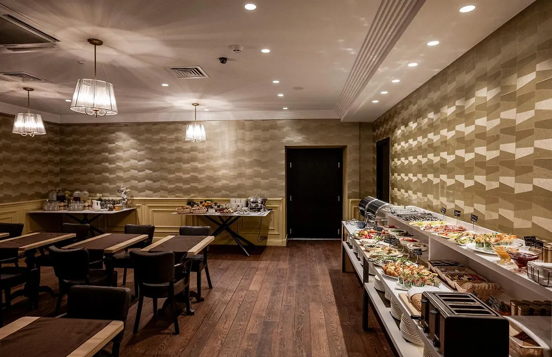 Opera Hotel-1